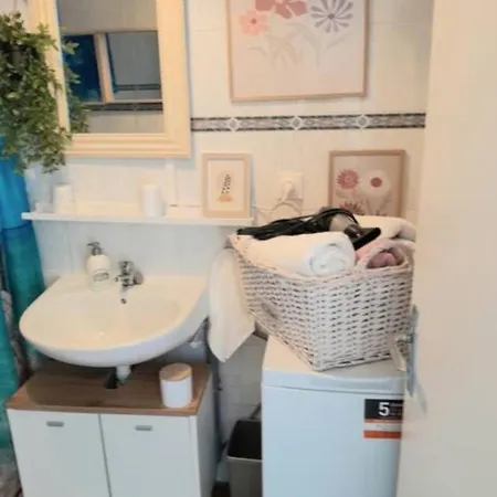 T2 Vue Terrasse Sud 50m Canet-plage * كانيه